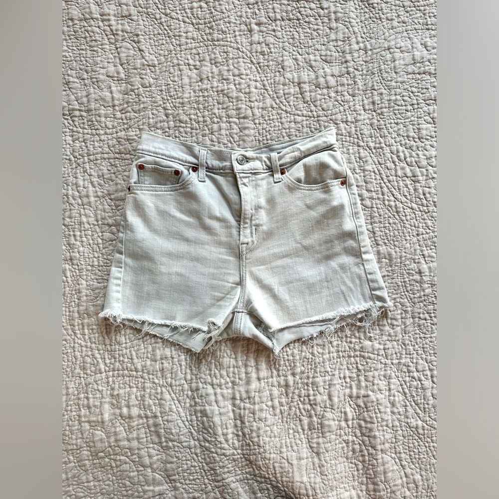 Levis- Light Blue Denim Shorts (High Waisted)